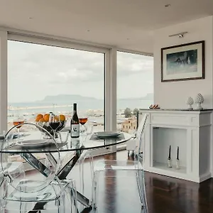 Apartment Of The Port 