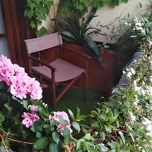 Apartment La Casa Dei Fiori 